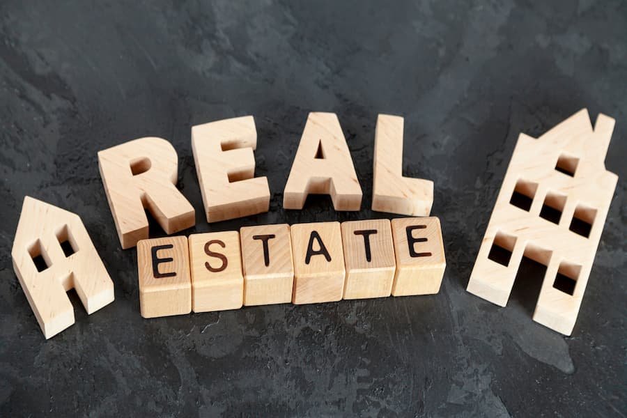 Pearl One Capital Project by ABS Developer, showcasing a modern real estate development in a vibrant urban setting.